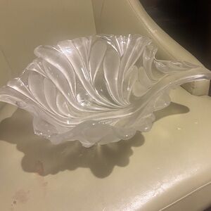 Mikasa " Walther Glas"  Frosted Glass Leaf  Decorative Bowl